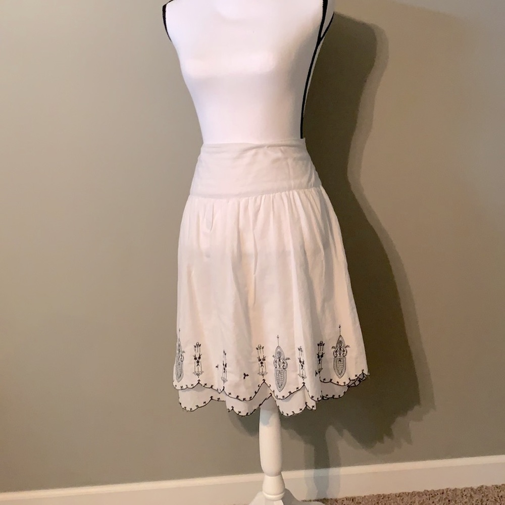 Mossimo White Black Embroidery Cotton Skirt Sz 12